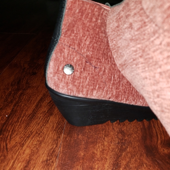 NQOT! Bernie Mev Faux Suede Wedge [Soft Merlot color] - Picture 8 of 8